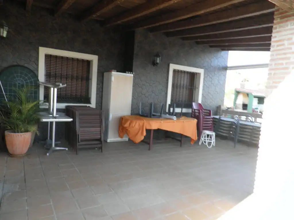 Villa mit Pool zum Verkauf in Calle Parque Central 5, imagen 11
