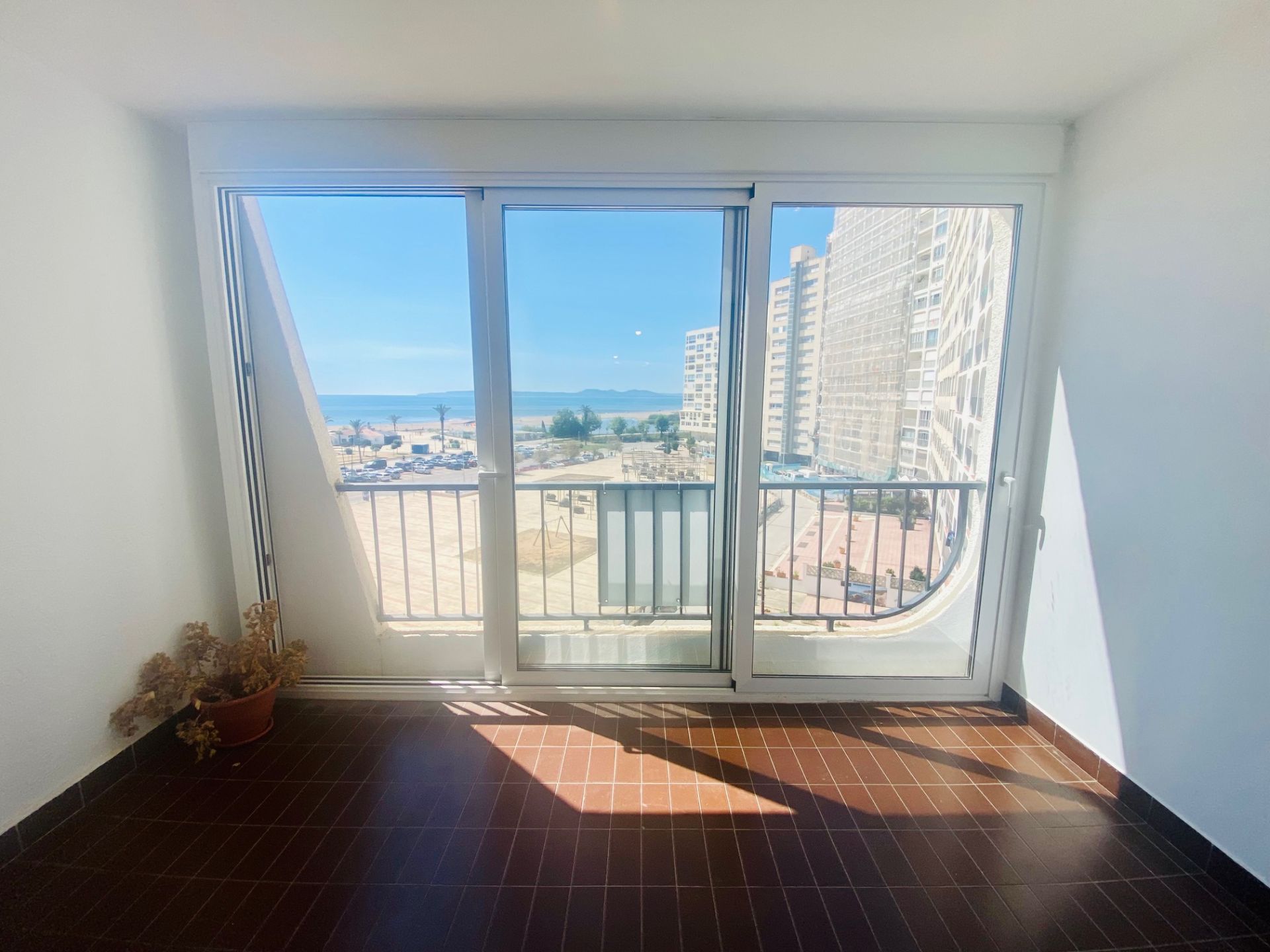 Bedroom of Apartment for sale in Castelló d'Empúries  with Air Conditioner and Terrace
