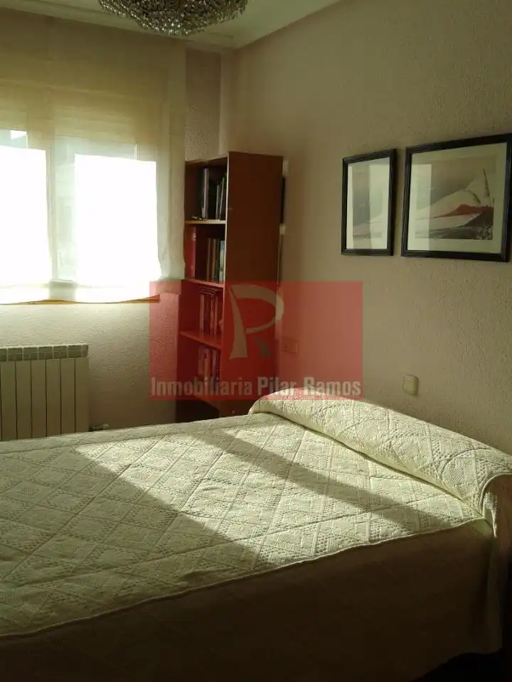 Habitación de Piso en venta en Boñar con Calefacción, Parquet y Terraza