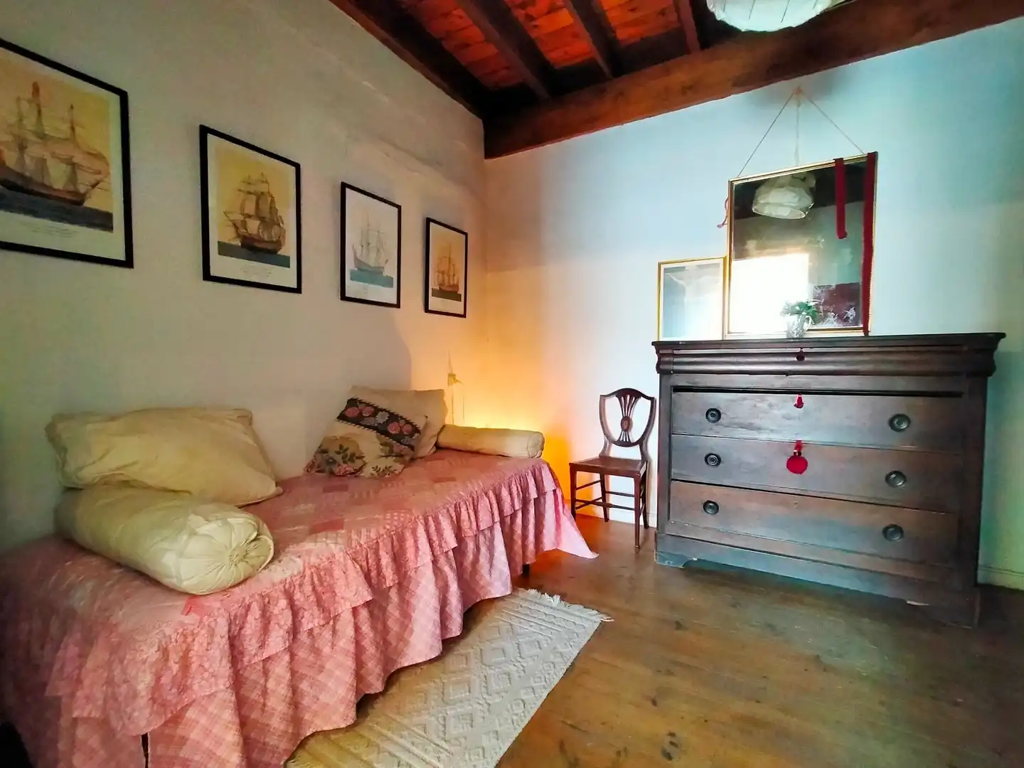 Dormitori de Casa o xalet en venda en Pravia amb Calefacció, Jardí privat i Terrassa