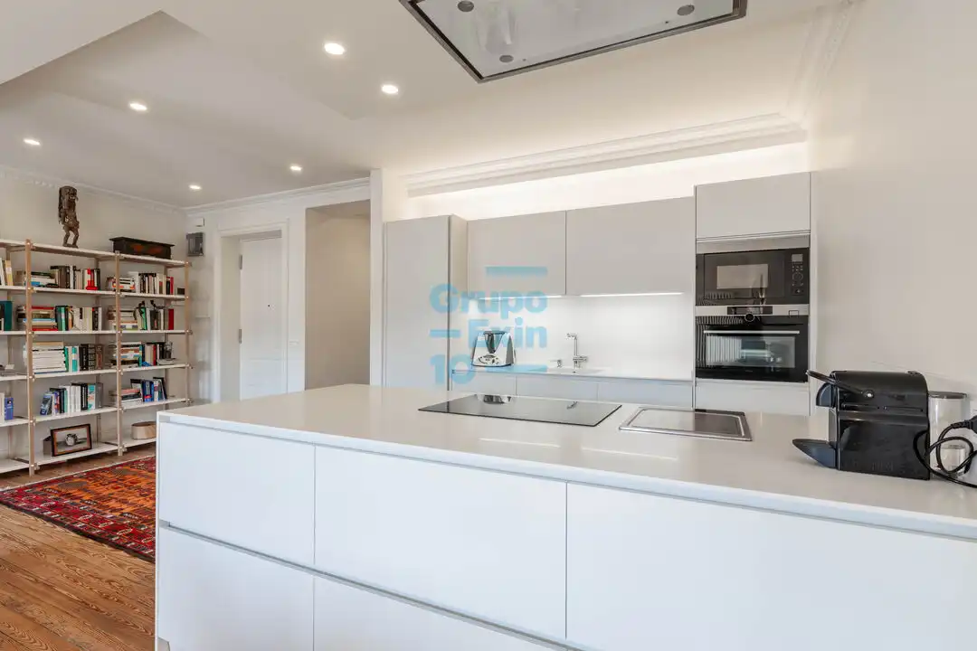 Cocina de Piso en venta en Donostia - San Sebastián  con Aire acondicionado, Calefacción y Balcón
