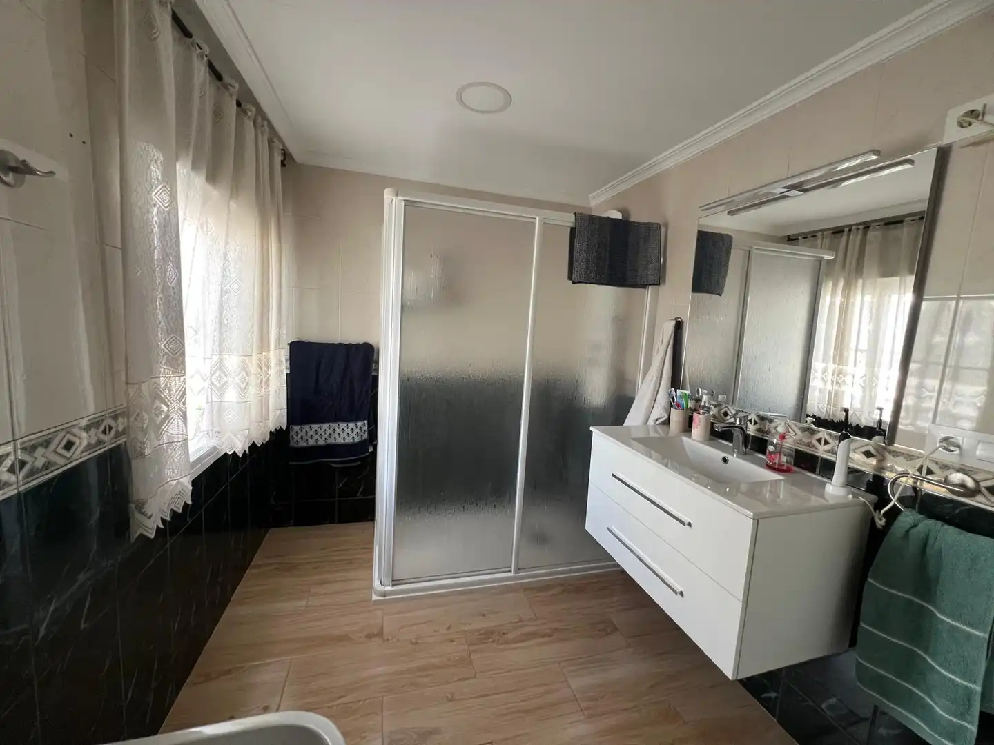 Bathroom of Flat for sale in Jerez de la Frontera  with Air Conditioner, Terrace and Balcony