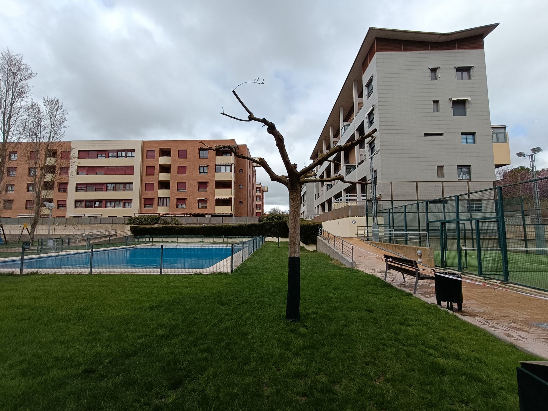 Piscina de Piso en venta en Ciudad Real Capital con Aire acondicionado, Calefacción y Trastero