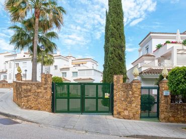 Einzelparkplatz zum Verkauf in Avenida De La Alcudia 2