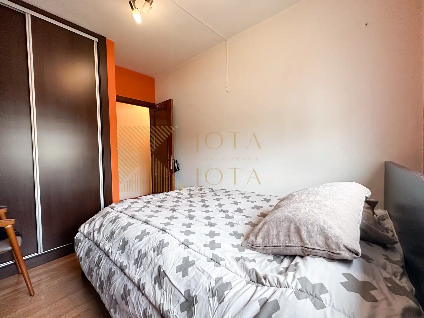 Flat with pool for sale in Avinguda Amèrica 33, imagen 6