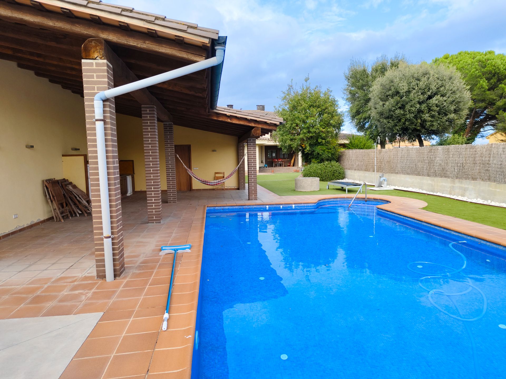 Piscina de Casa o xalet en venda en Sils amb Calefacció, Jardí privat i Parquet