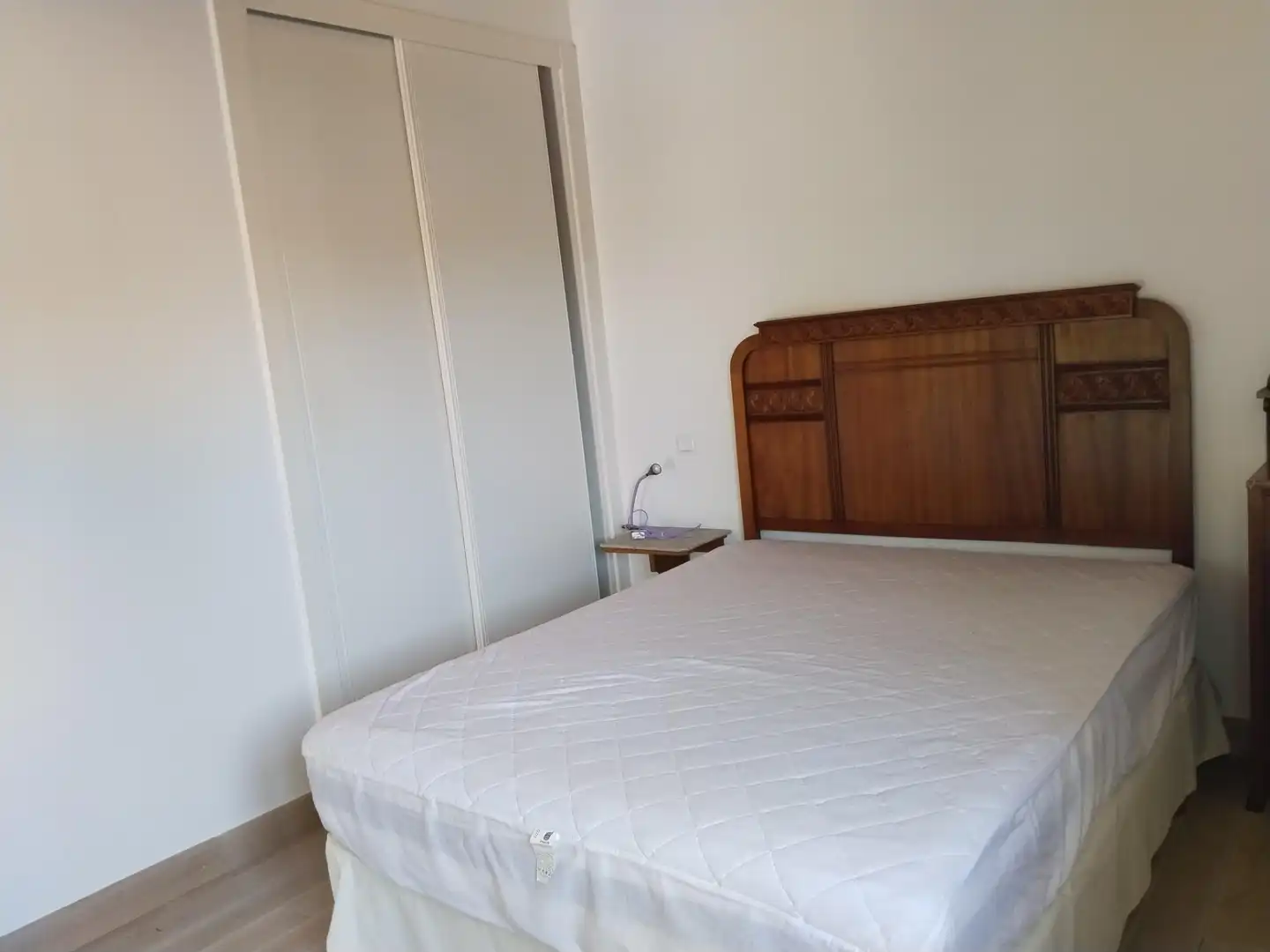 Dormitori de Casa o xalet de lloguer en Molledo amb Calefacció, Jardí privat i Terrassa