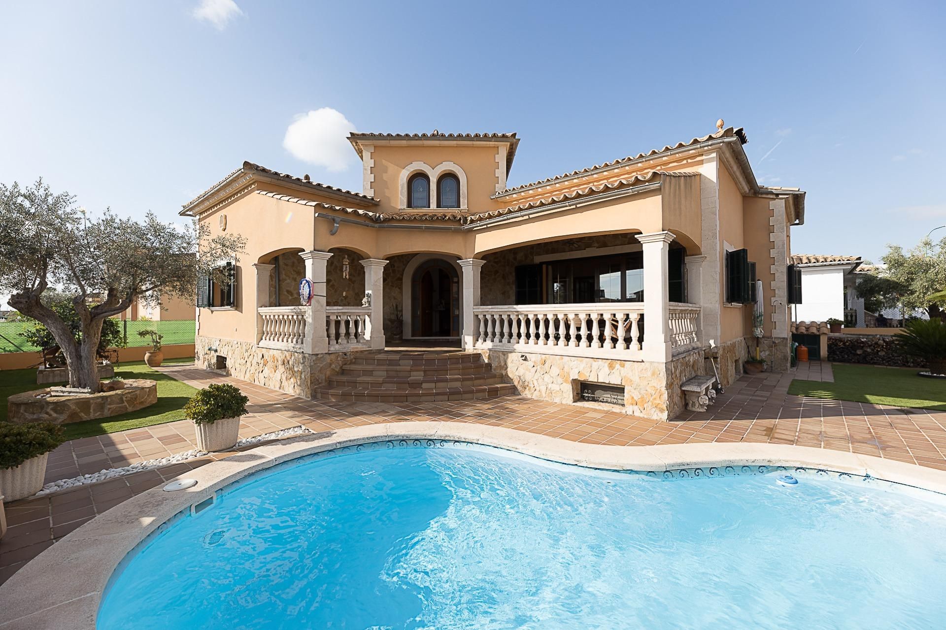 Exterior view of House or chalet for sale in Marratxí  with Air Conditioner, Private garden and Terrace