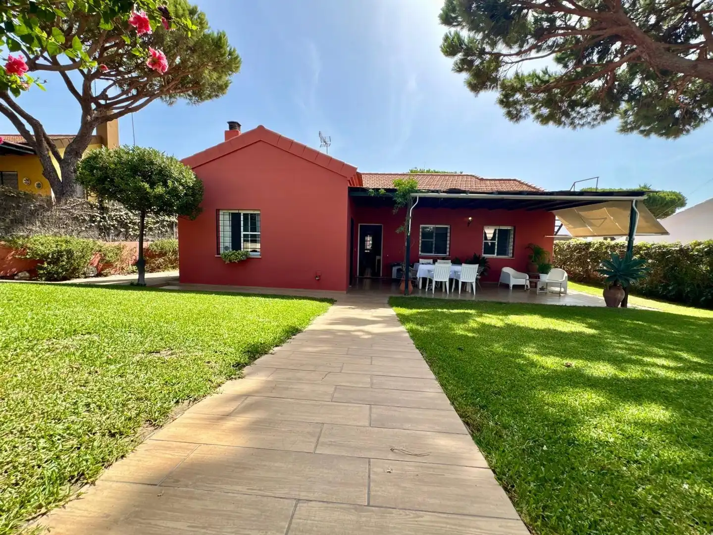 Exterior view of Houses for sale in Mazagón  with Private garden, Terrace and Storage room
