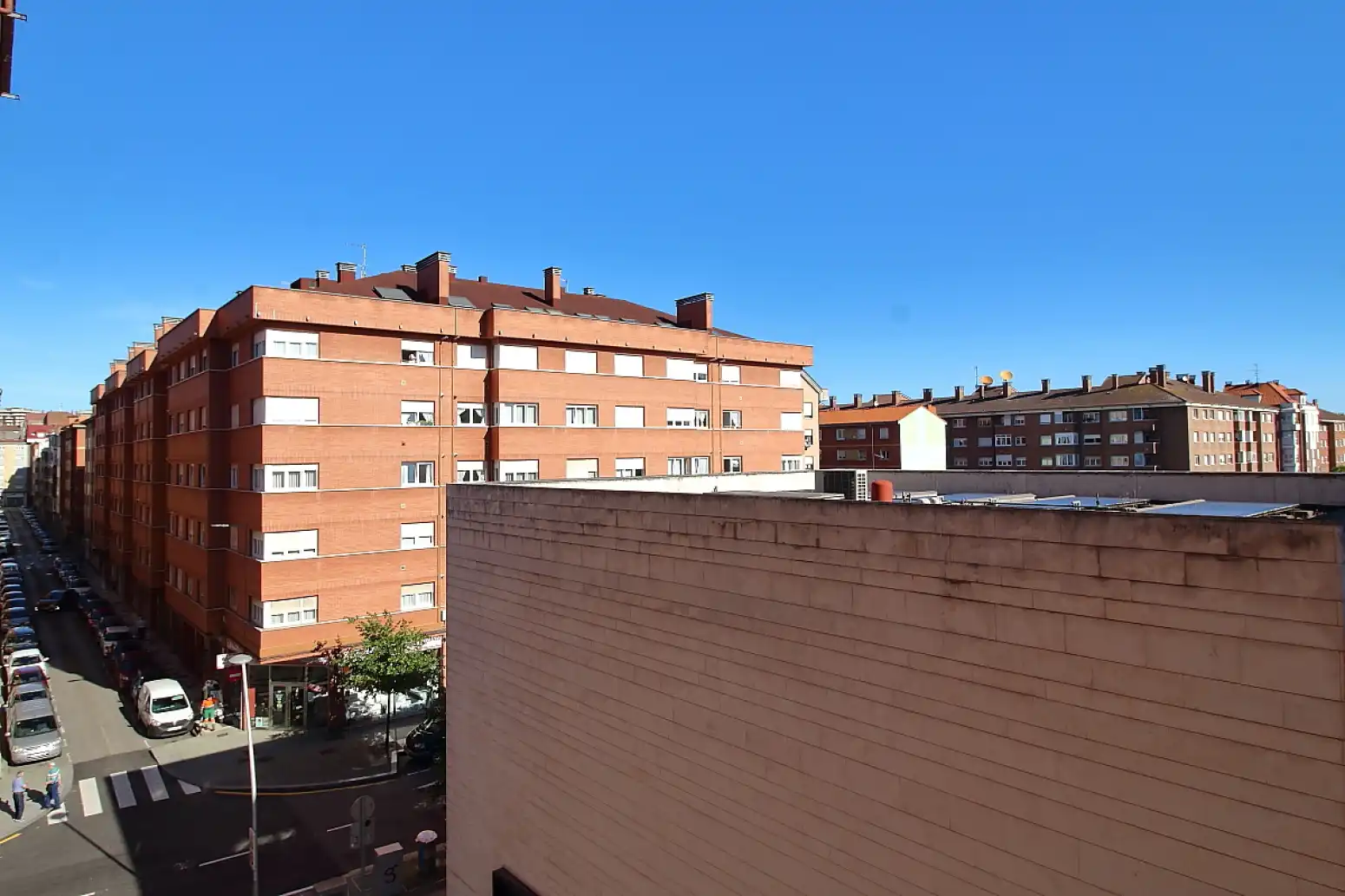 Vista exterior de Pis en venda en Gijón  amb Calefacció i Parquet