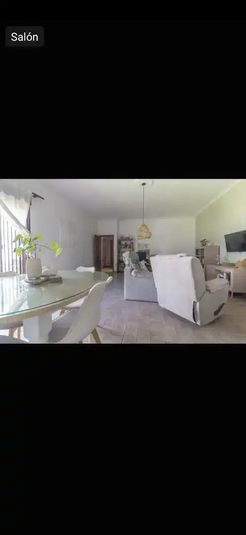 Sala d'estar de Casa o xalet en venda en Gerena amb Parquet, Traster i Moblat