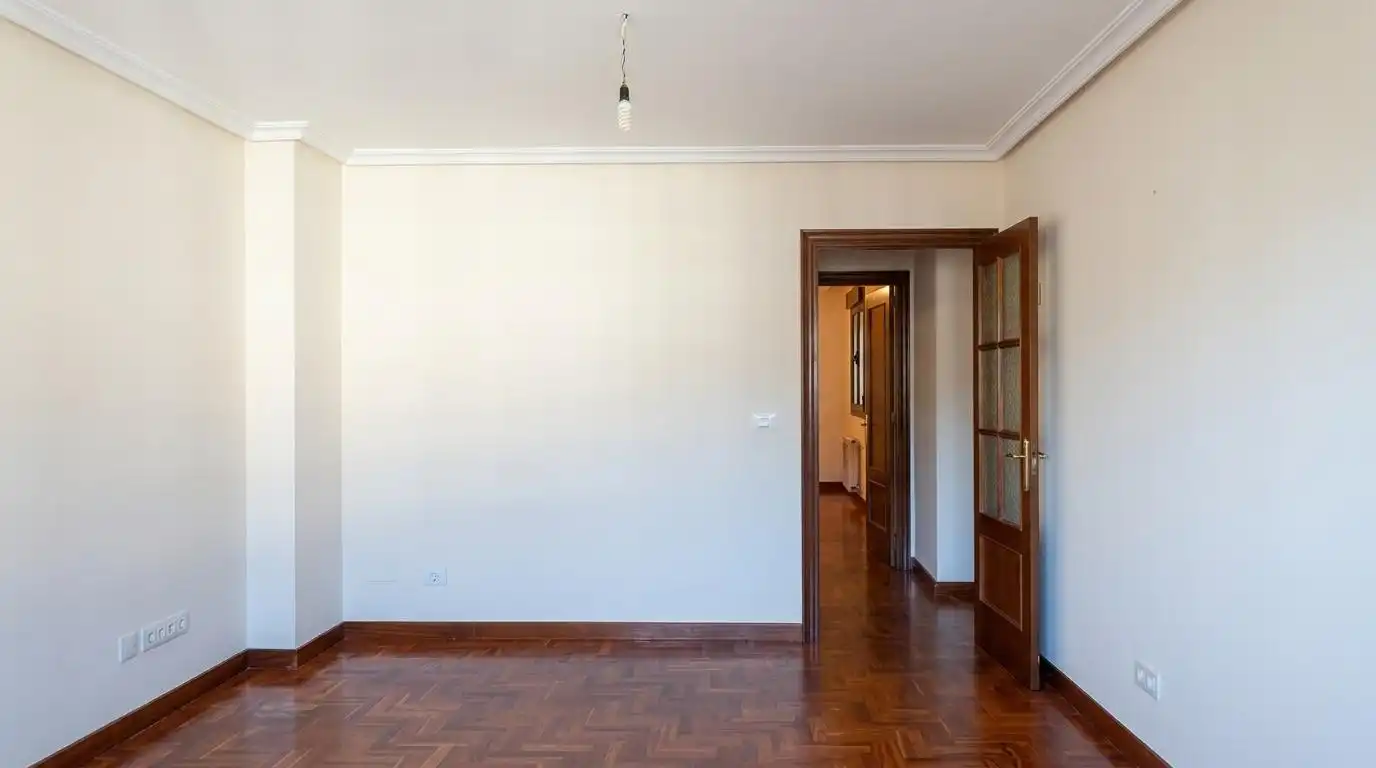 Flat for rent in Oviedo   with Heating and Terrace