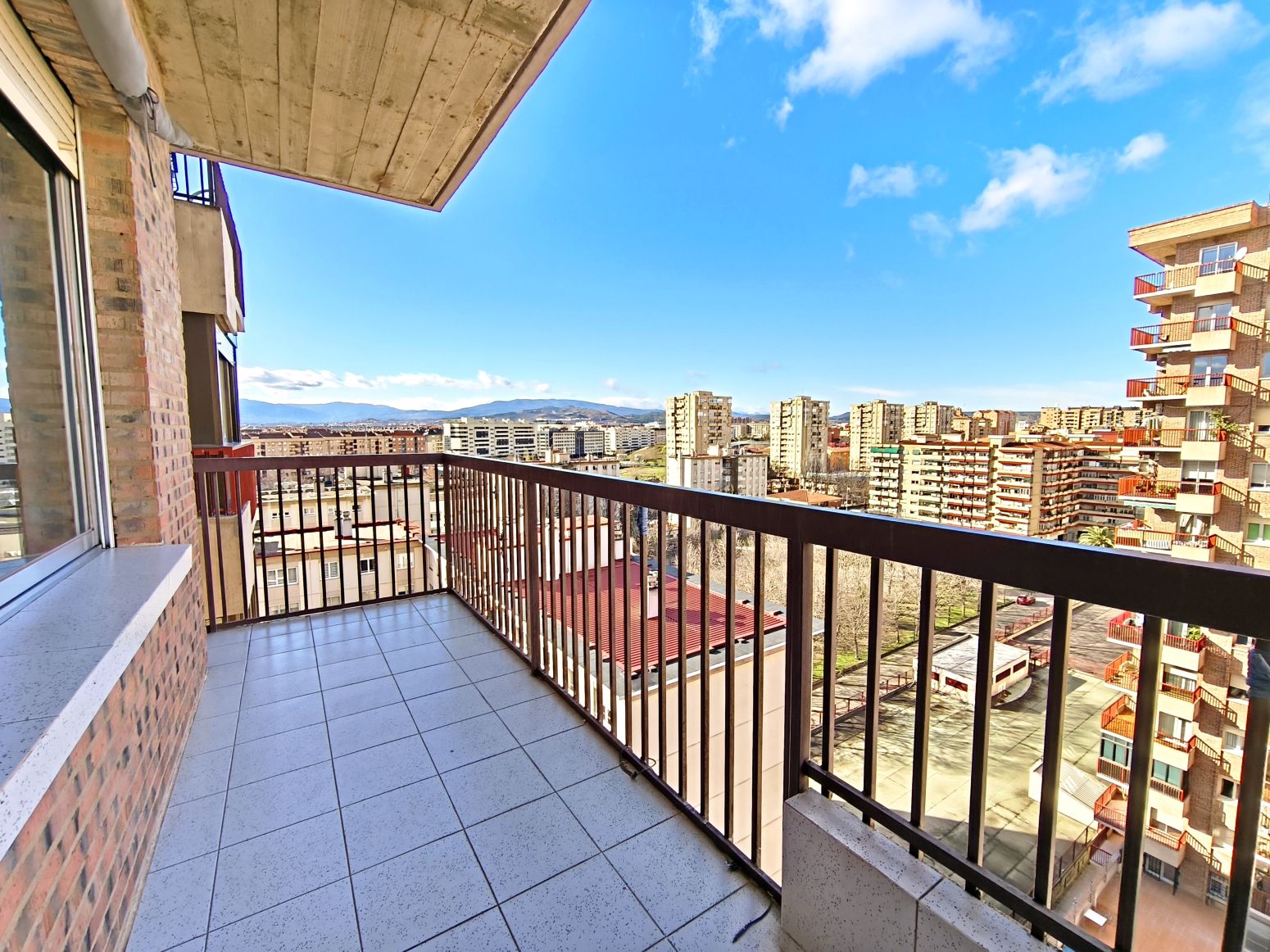Terraza de Piso en venta en  Logroño con Calefacción, Terraza y Balcón