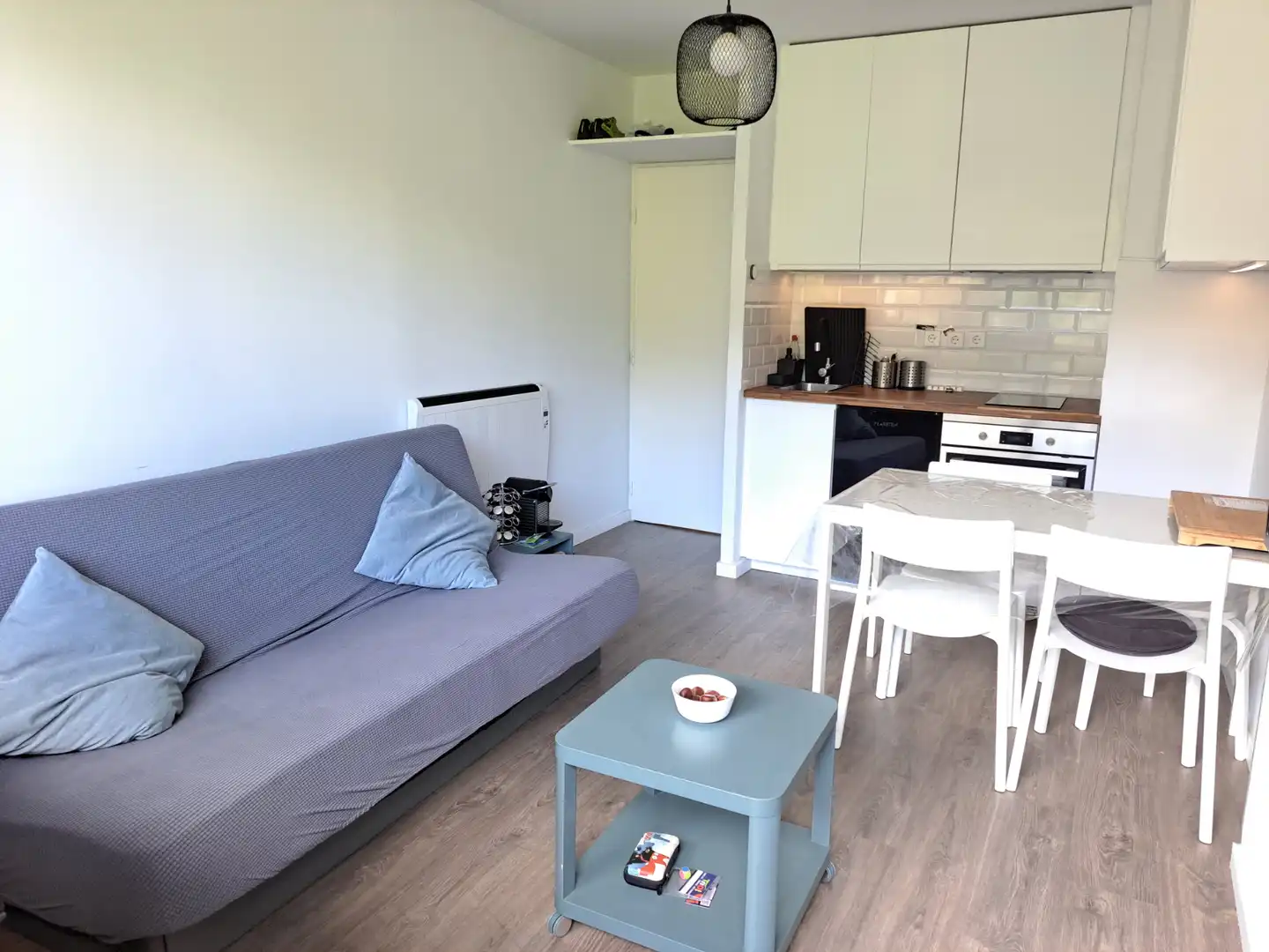 Sala d'estar de Apartament en venda en Saint - Pierre - dels - Forcats amb Terrassa i Moblat