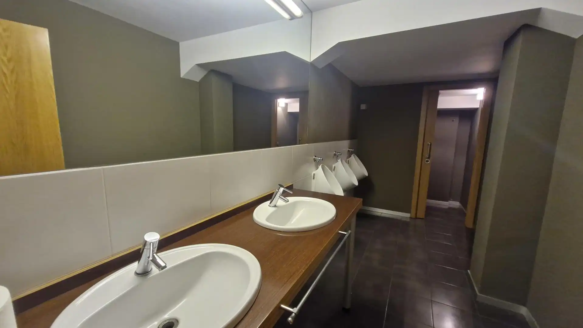Büro zur Miete in Rúa Xosé Chao Rego 8, Santiago de Compostela, España, imagen 44