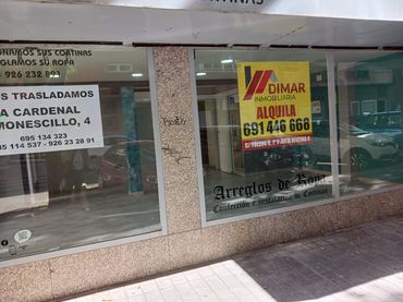 Local comercial en venda a Calle Luz