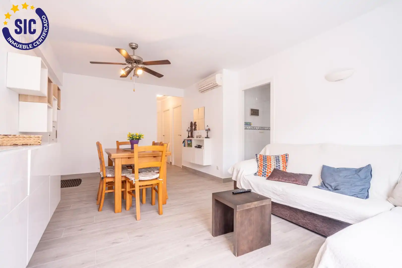Living room of Apartments for sale in Valencia  with Air Conditioner, Heating and Private garden