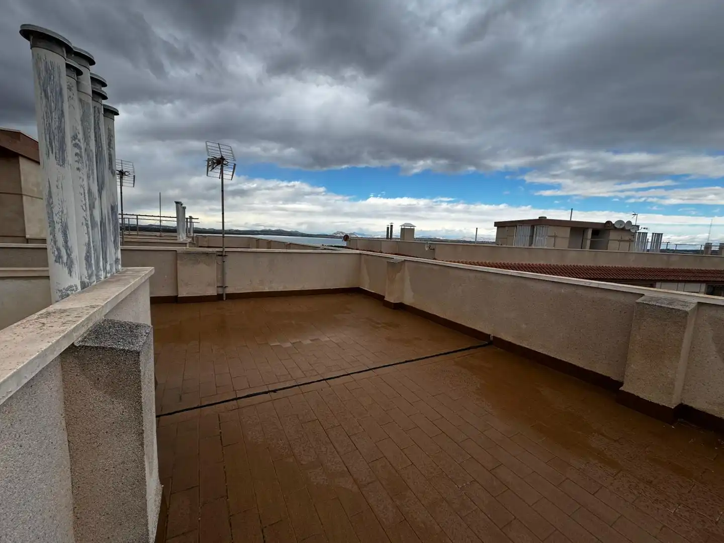 Terrasse von Dachboden zum Verkauf in Torrevieja mit Klimaanlage, Terrasse und Möbliert