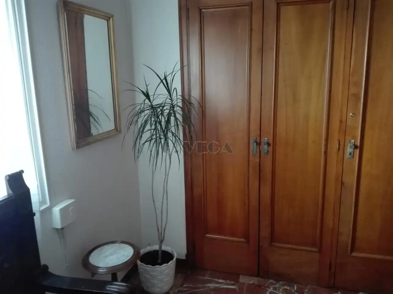 Flat for rent in Vigo   with Heating, Parquet flooring and Furnished