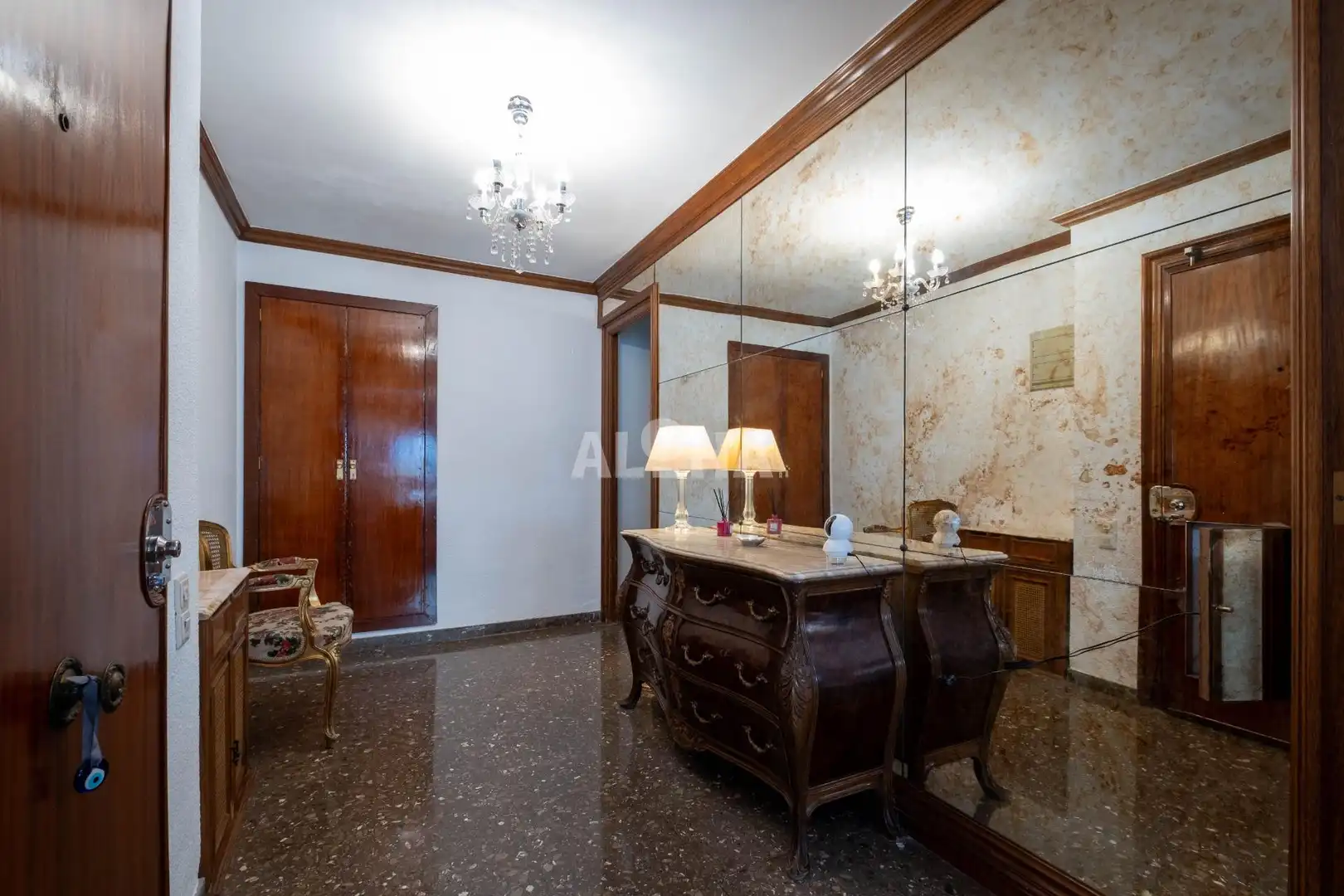 Piso de alquiler en Valencia con Calefacción, Amueblado y Balcón