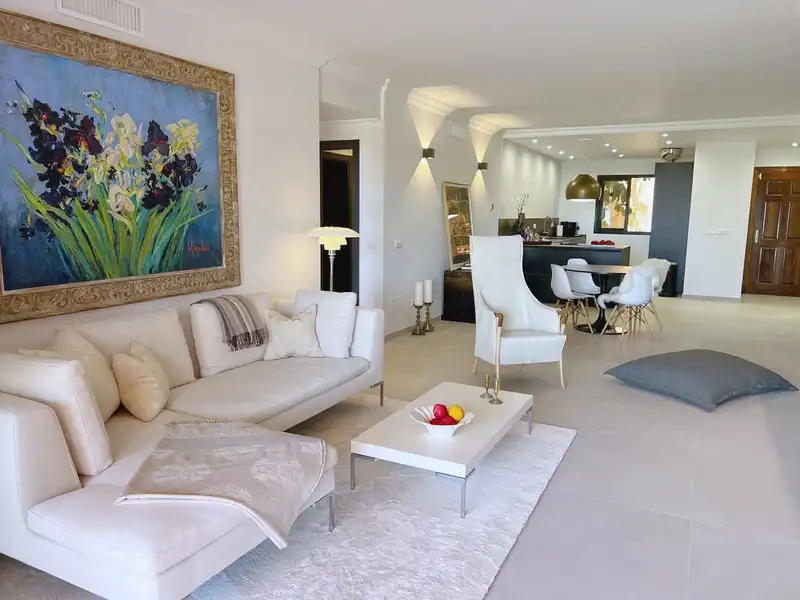 Apartment with pool for sale in CERRO ARTOLA 11, imagen 8