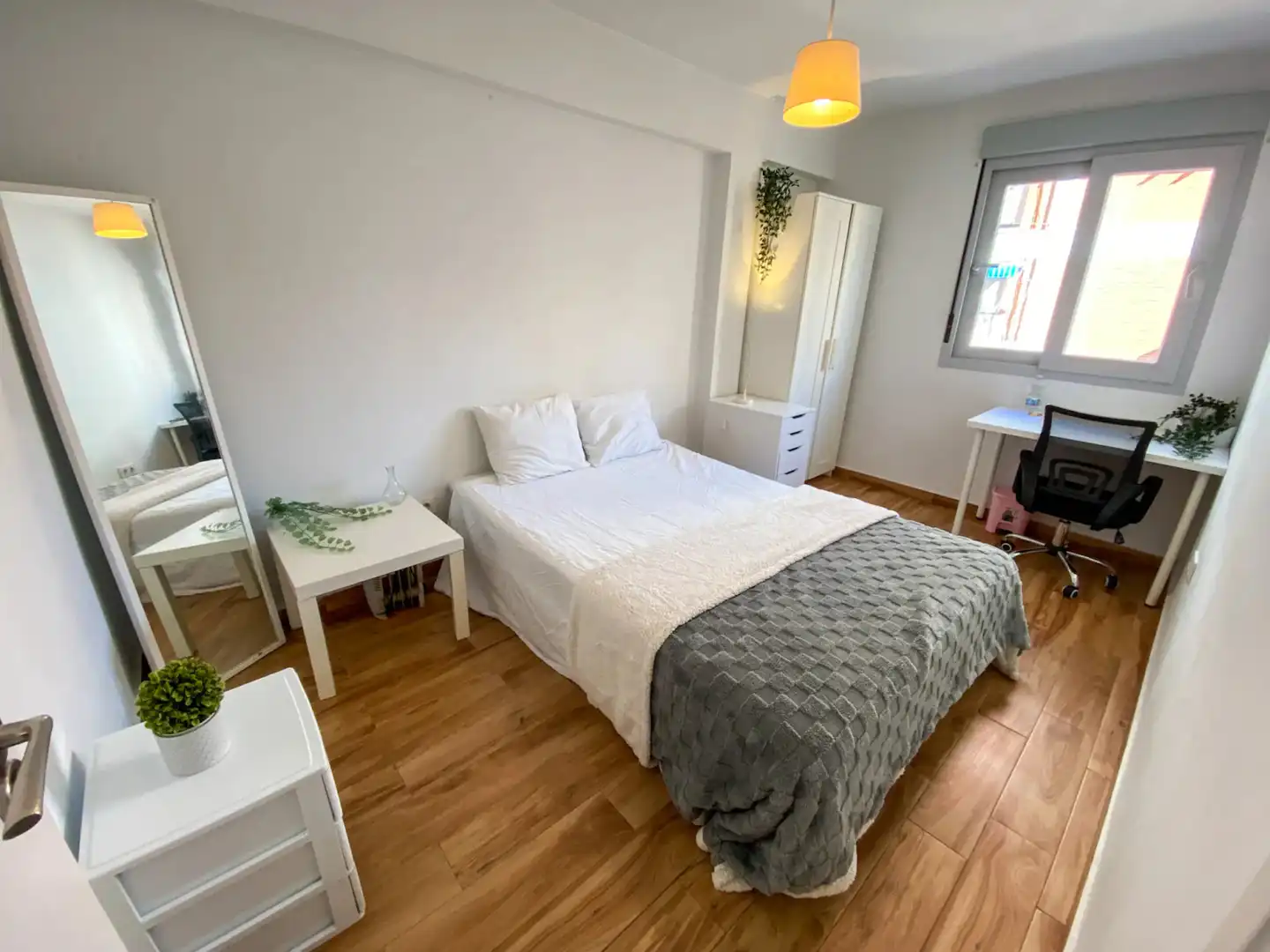 Schlafzimmer von Wohnung zur untervermieten in Triana