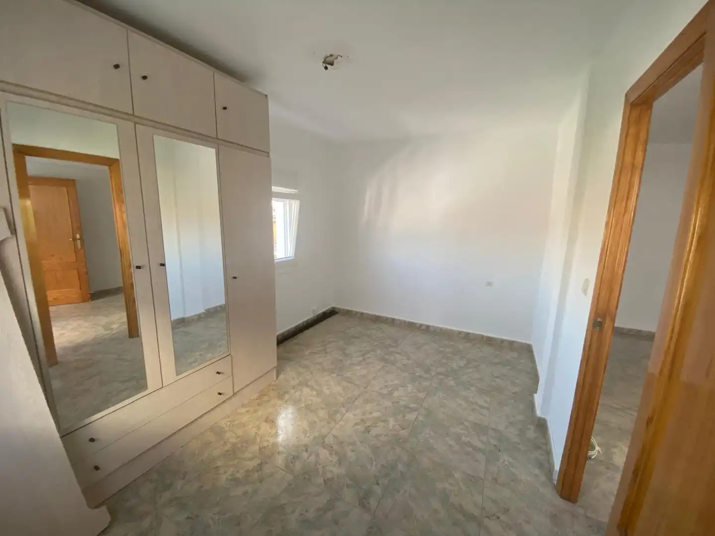 Habitación de Piso en venta en Granada