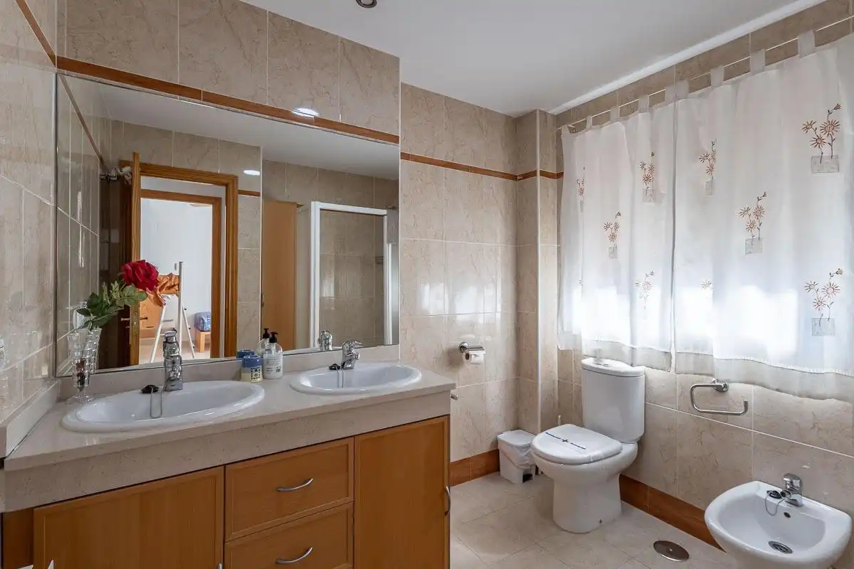 House with terrace for sale in Calle LIMA, imagen 33