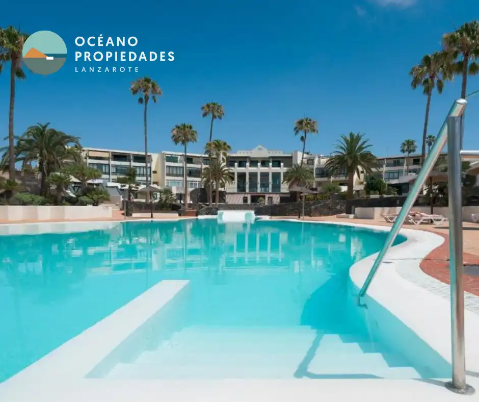 Vista exterior de Estudio en venta en Teguise con Piscina comunitaria
