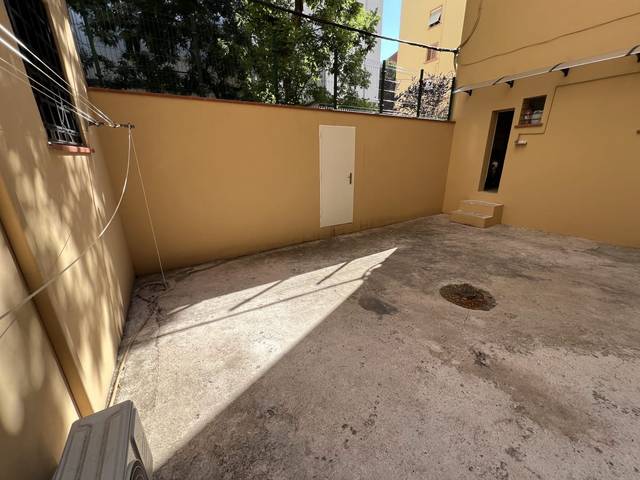 Local comercial en Venta en Carrer de Cubelles en Vilapicina i la Torre Llobeta