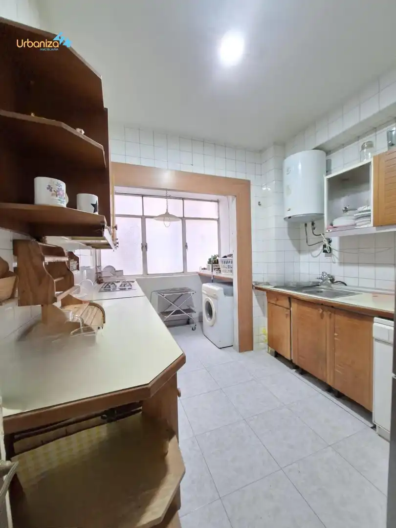 Kitchen of Flat for sale in Badajoz  with Terrace