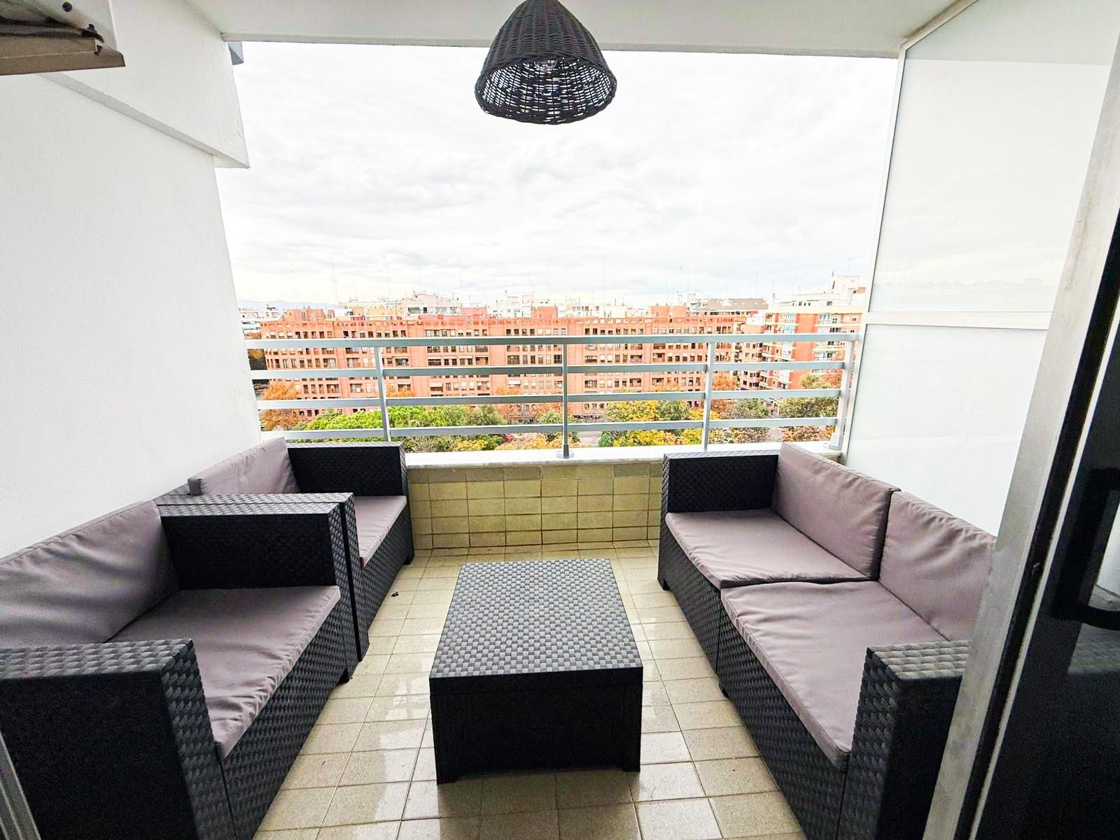 Terrace of Flat to rent in  Valencia Capital  with Air Conditioner, Heating and Terrace