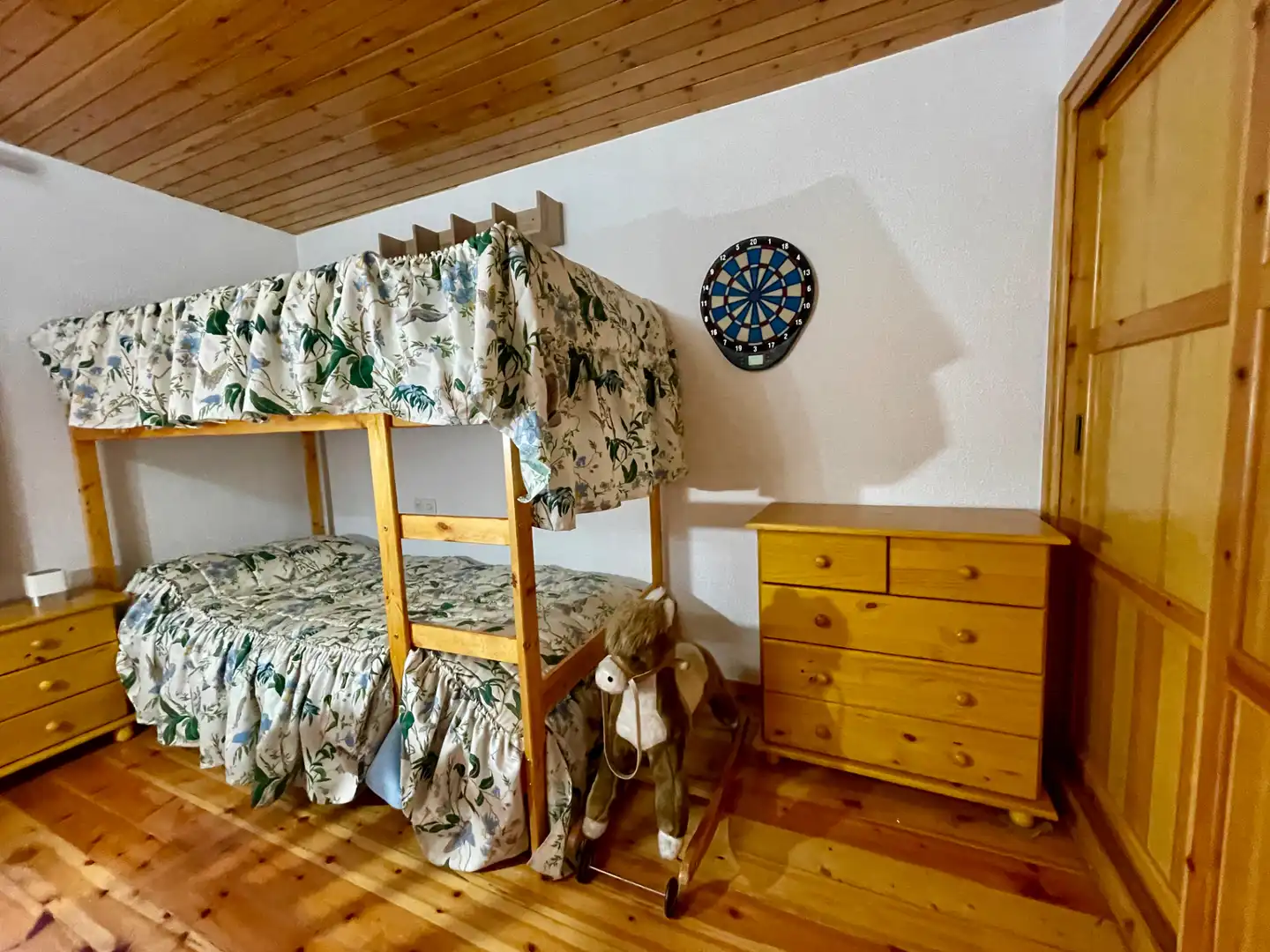 Habitación de Ático en venta en Setcases con Calefacción, Terraza y Amueblado