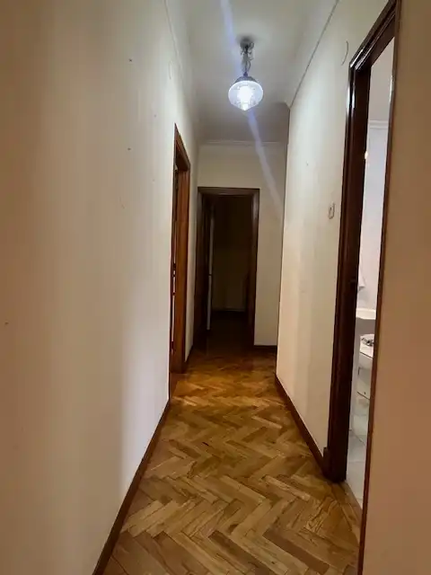 Wohnung zum Verkauf in Santander mit Heizung, Abstellraum und Ofen