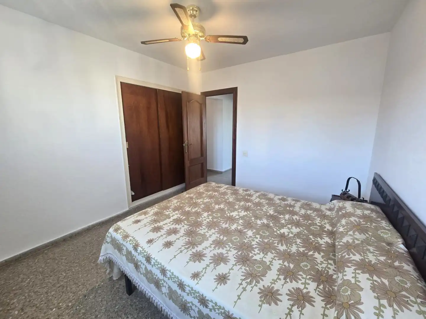 Habitación de Apartamento en venta en Torrevieja con Jardín privado, Terraza y Amueblado