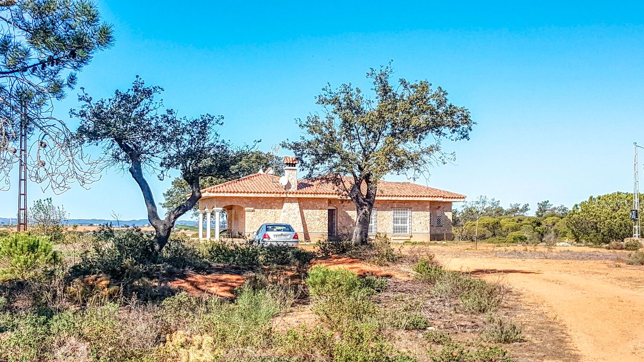 Exterior view of Country house for sale in Ayamonte