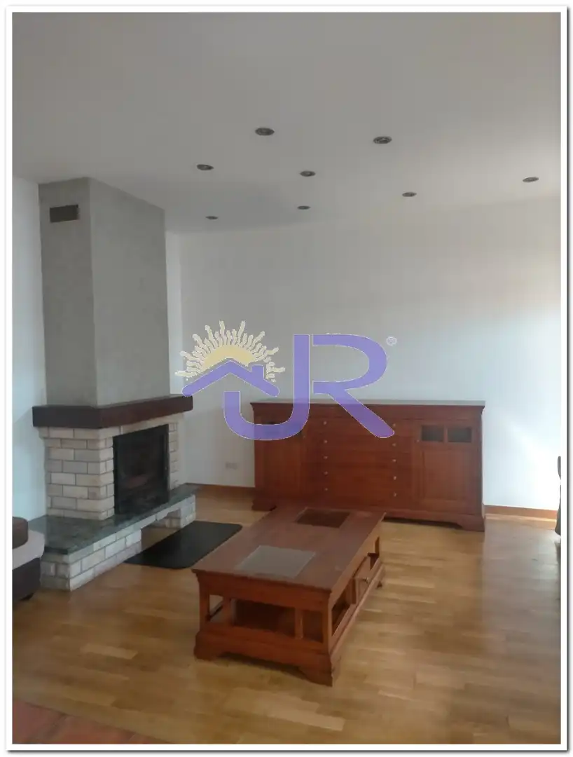 Sala de estar de Dúplex de alquiler en Paracuellos de Jarama con Aire acondicionado, Calefacción y Amueblado