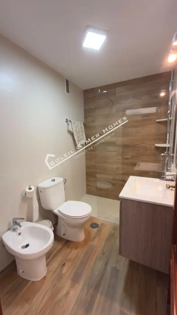 Flat with terrace for sale in Paseo Marítimo, imagen 17