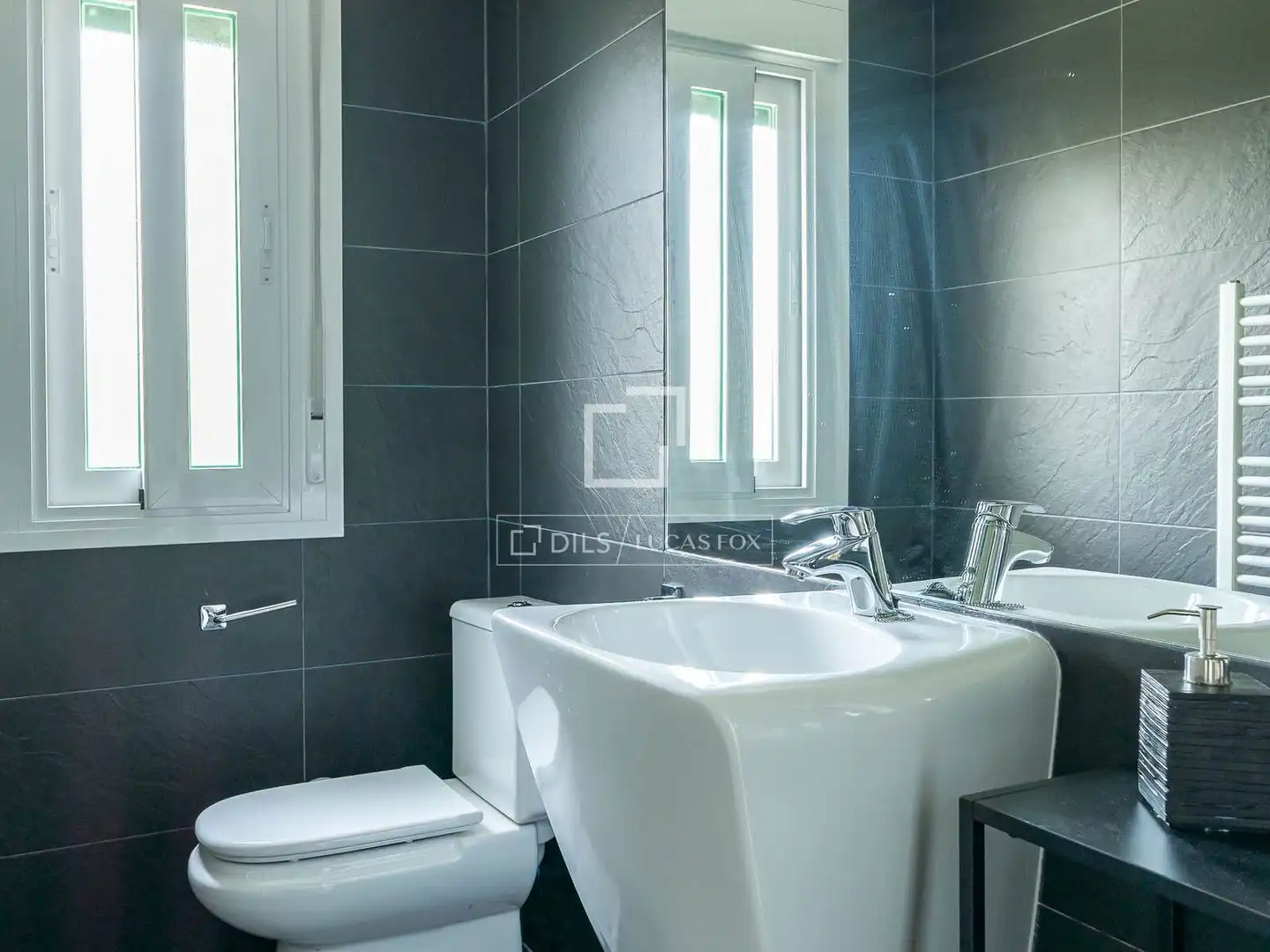 Baño de Casa o chalet de alquiler en Tres Cantos con Calefacción, Jardín privado y Trastero