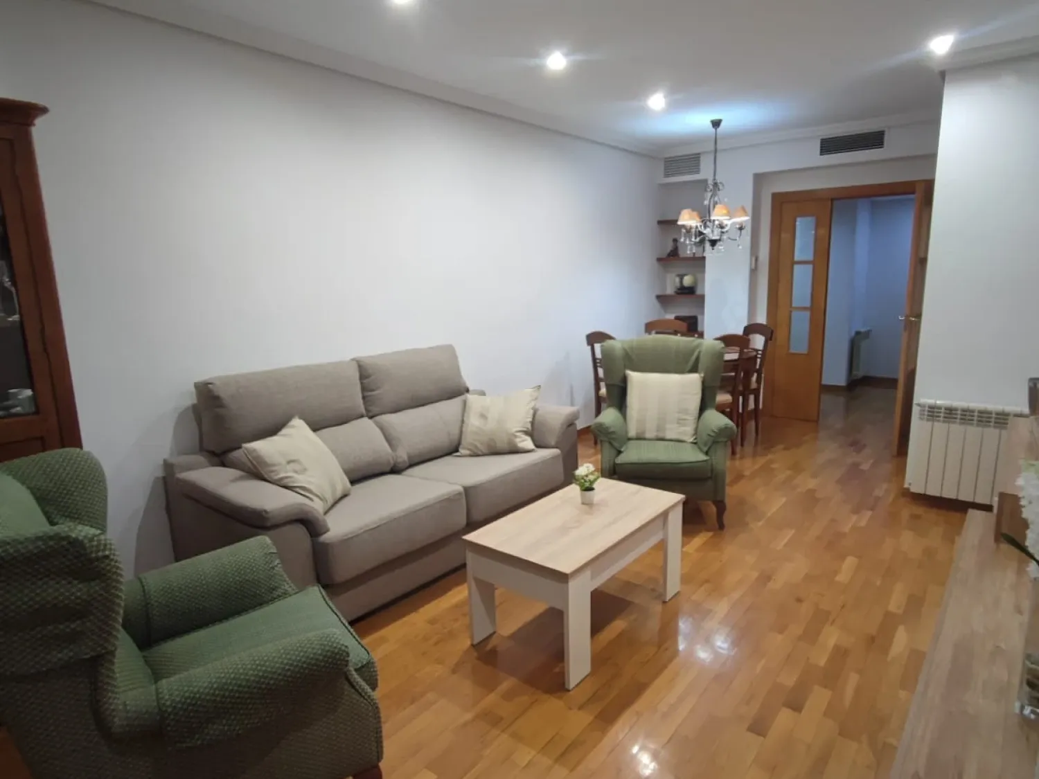 Sala de estar de Piso de alquiler en  Murcia Capital con Aire acondicionado, Calefacción y Amueblado