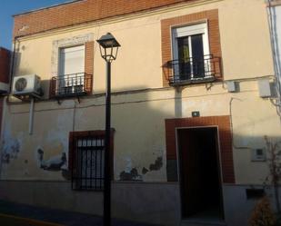 Außenansicht von Wohnungen zum verkauf in Guadalcázar mit Terrasse