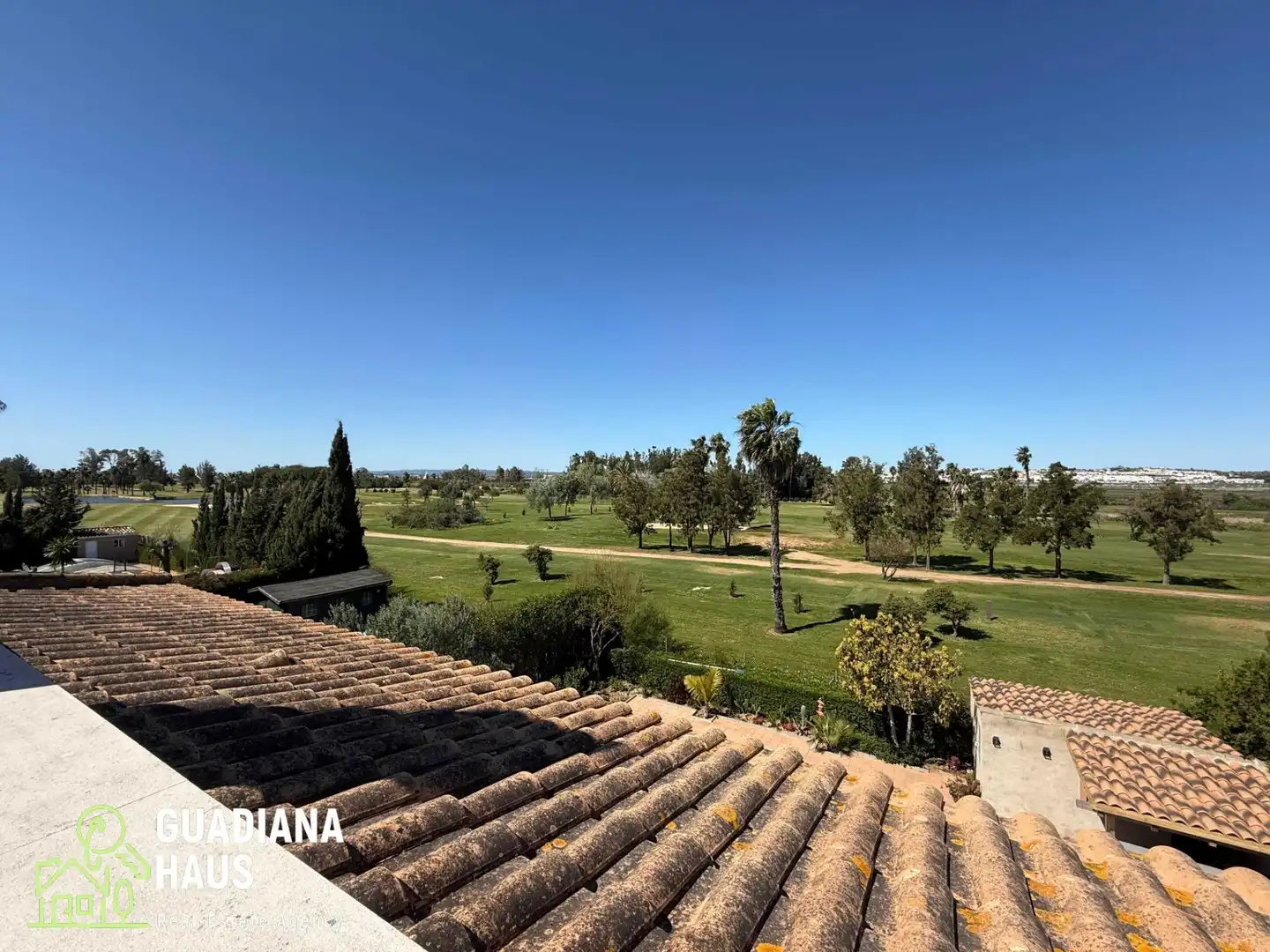 Exterior view of Houses for sale in Ayamonte  with Air Conditioner, Private garden and Terrace