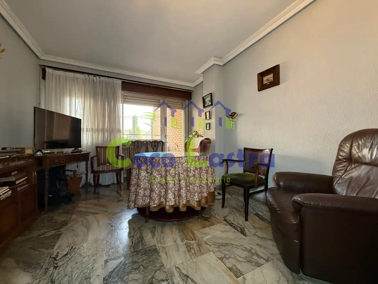 Sala de estar de Piso en venta en Salamanca con Calefacción, Terraza y Horno