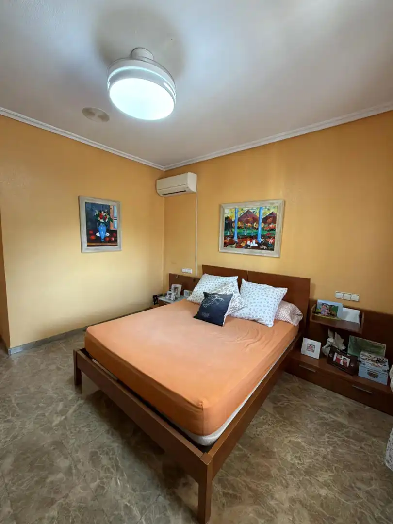 Habitación de Casa o chalet en venta en Murcia con Aire acondicionado, Calefacción y Jardín privado