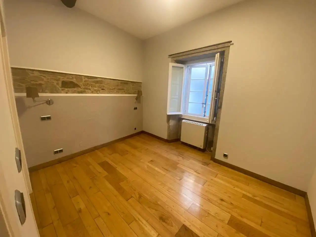 Flat for sale in Santiago de Compostela   with Heating