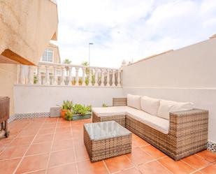 Terrassa de Apartament en venda en Torrevieja amb Aire condicionat, Jardí privat i Terrassa