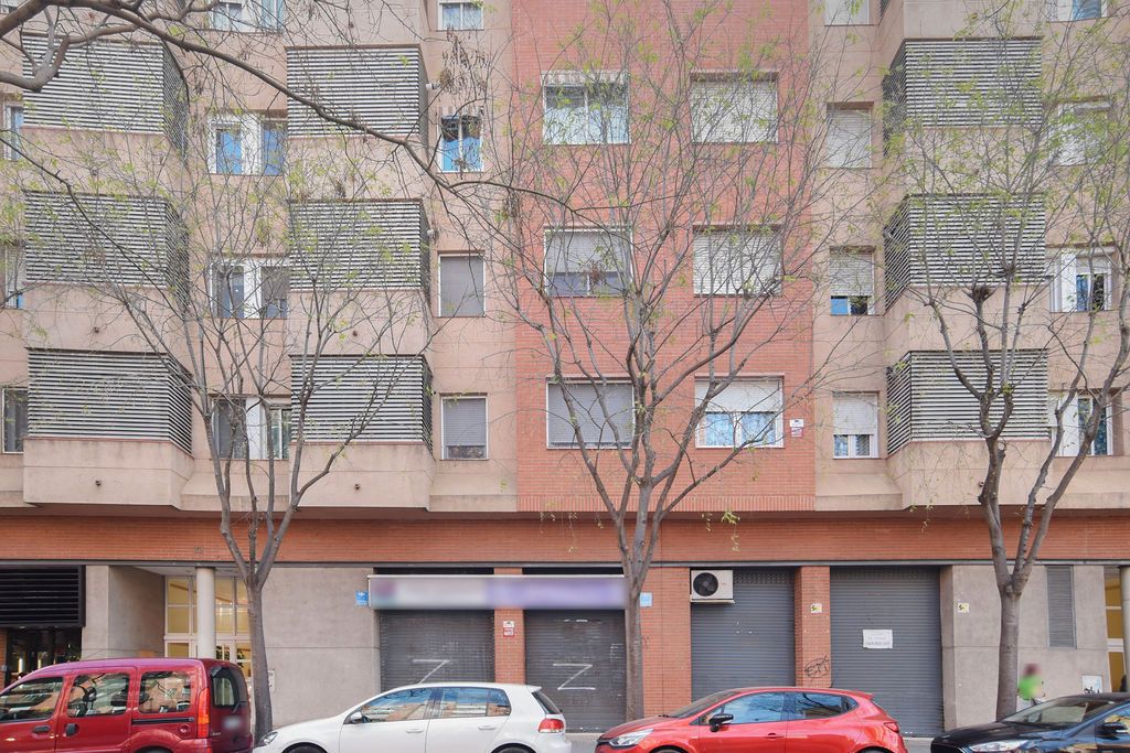 Premises for sale in Rb. Pompeu Fabra, Riera Seca