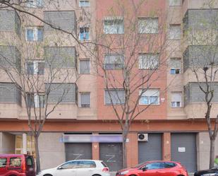 Vista exterior de Local en venda en Mollet del Vallès