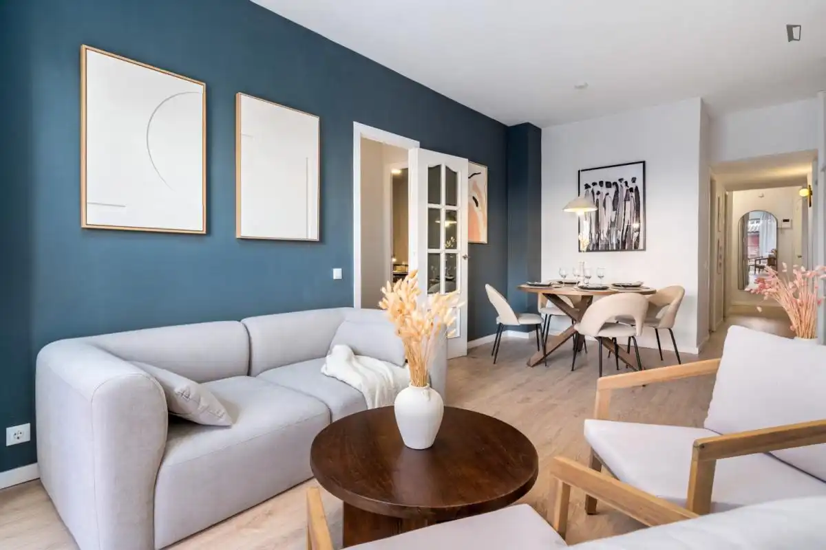 Sala de estar de Apartamento para compartir en Barcelona con Aire acondicionado, Calefacción y Amueblado