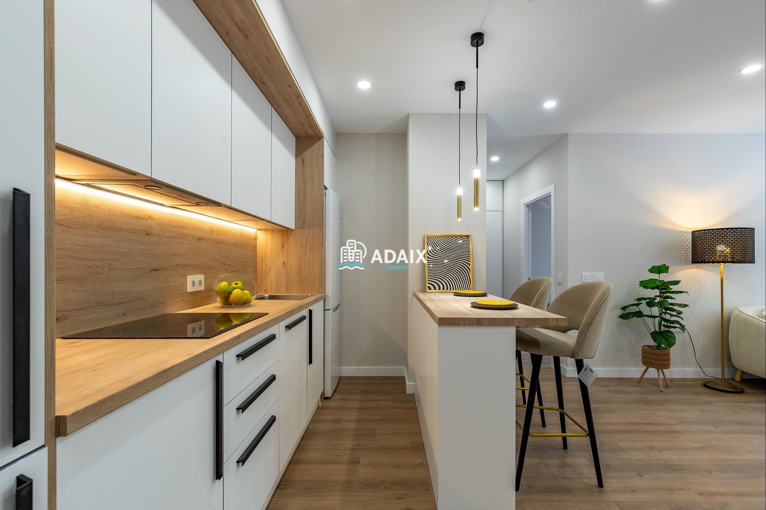 Kitchen of Flat for sale in Cáceres Capital